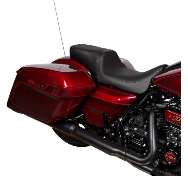 DRAG SPECIALTIES SEATS Sitzbänke - Einbaubeispiel