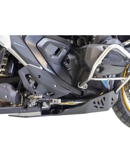 AXP RACING Stoßfänger & Motorschutzplatten - Einbaubeispiel